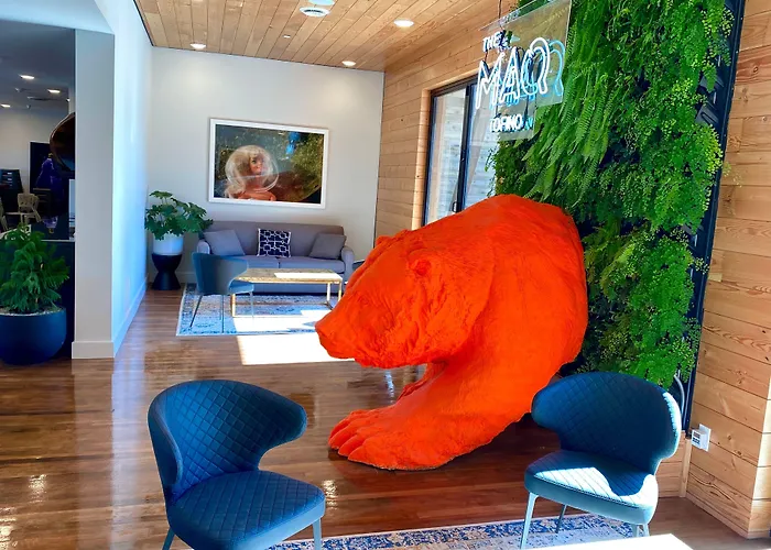 Cheap hotel: The Maq Hotel