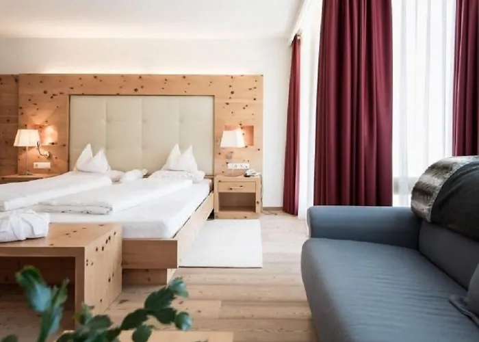 Hotel boutique: Alpine Hotel Ciasa Lara