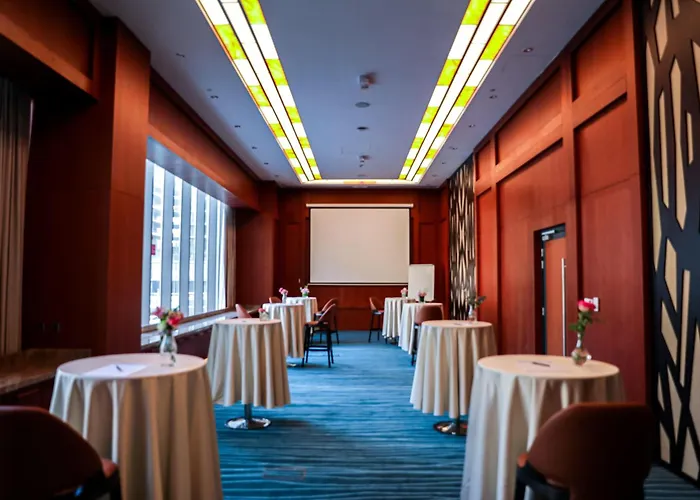 Family Hotel: Wyndham Doha West Bay