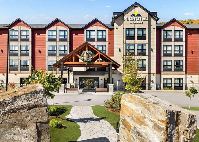 Microtel Inn & Suites By Wyndham Mont Tremblant