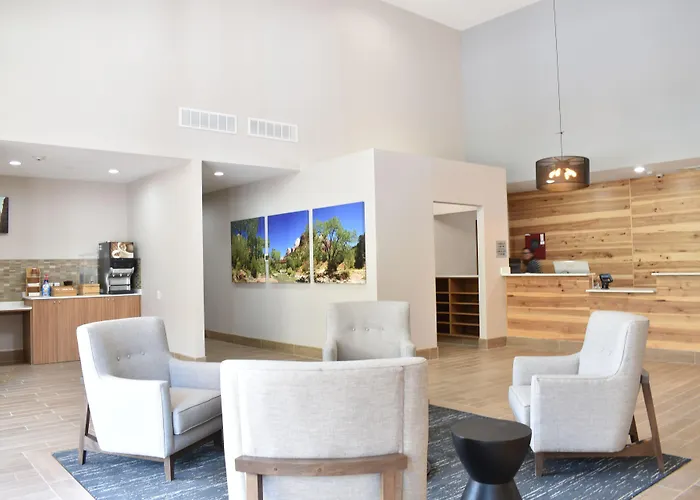 Pet Friendly hotel: Zion Canyon Lodge