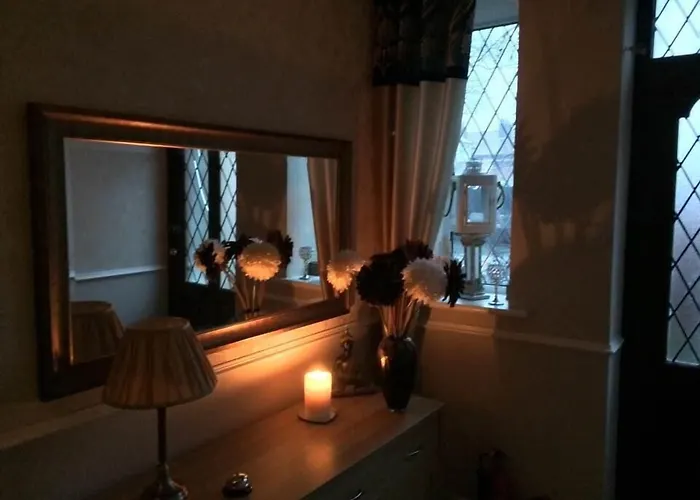 B&B only: Esjays At Knowles House