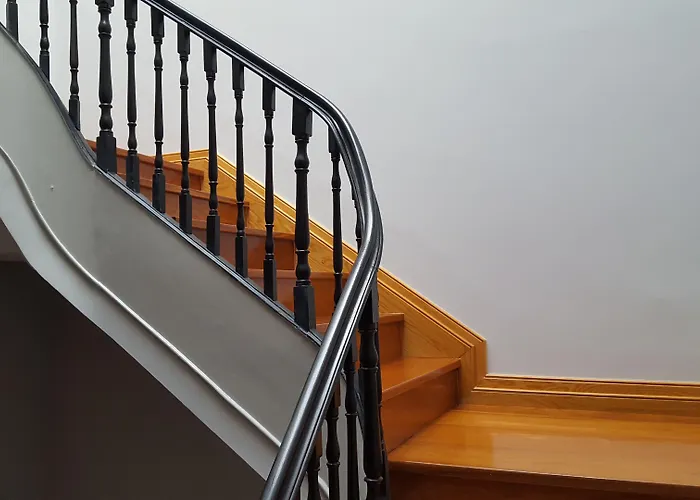 Cool Guesthouse