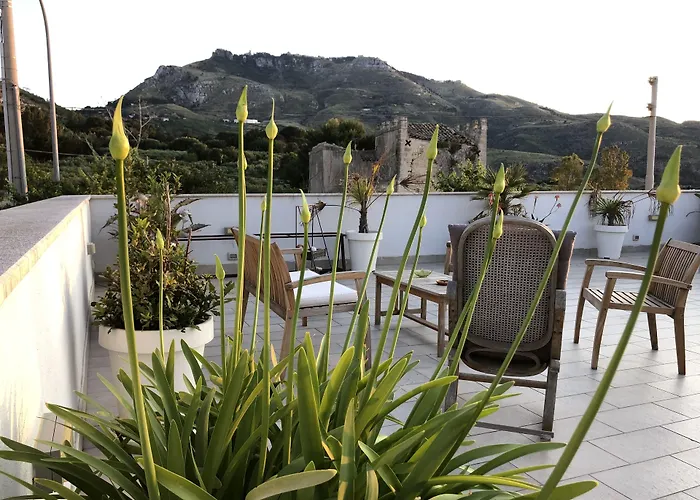 Casale Belvedere vista mare