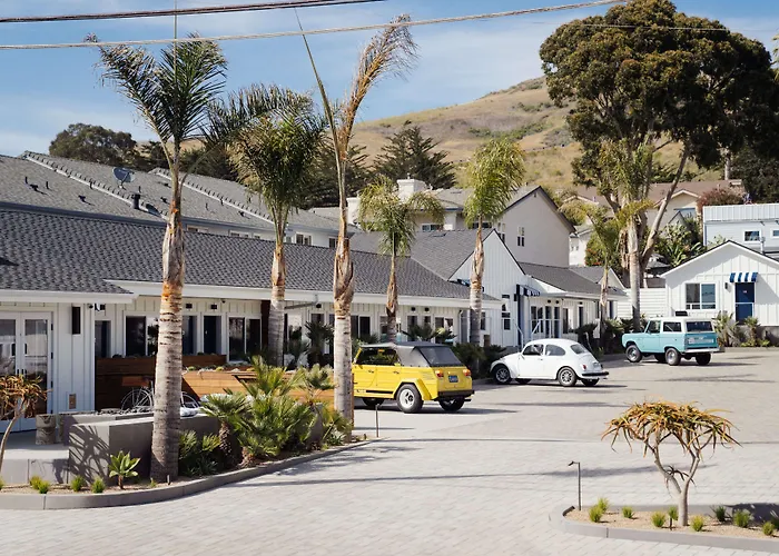 Motel: The Pacific Motel