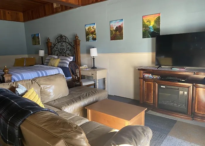 Family Hotel: Live Oak B&B