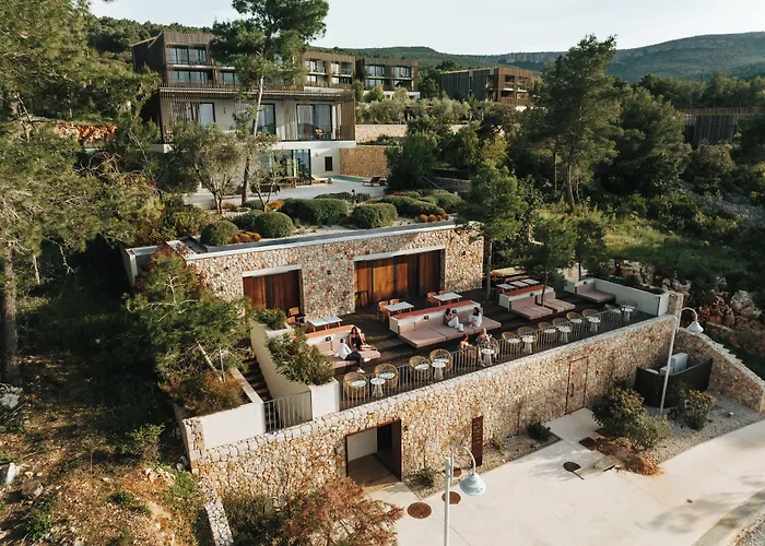 Maslina Resort