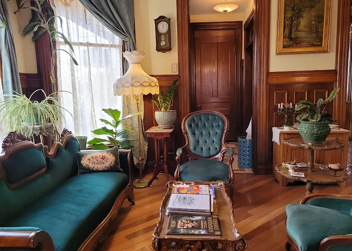 4 star hotel: Buffalo Harmony House