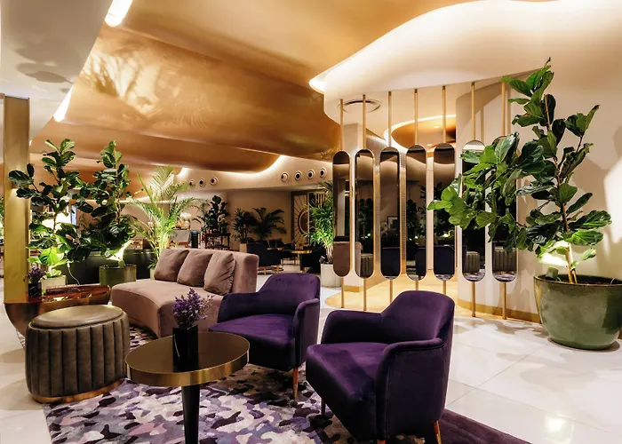 The Reserve - Within Savoy Palace - The Leading Hotels Of The World