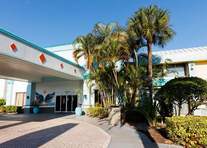 Airport Hotel: Garnet Inn & Suites, Orlando