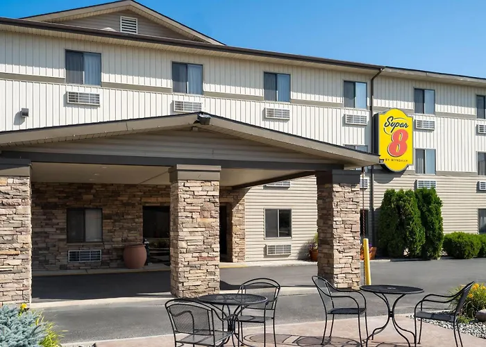 Super 8 By Wyndham Kalispell Glacier National Park