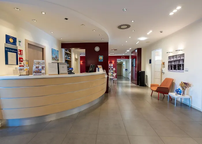 Best Western Palace Inn Hotel