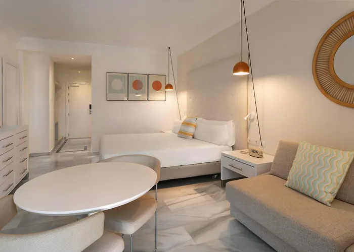 Sol Málaga Guadalmar