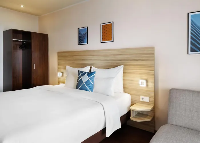 Family Hotel: Four Points Flex By Sheraton Salzburg Messe