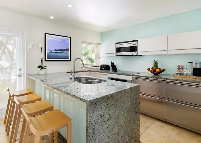 Hotel with view: Santa Maria Suites Resort