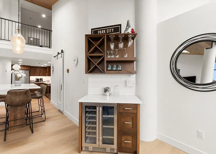 Luxury hotel only: Silver King By All Seasons Resort Lodging