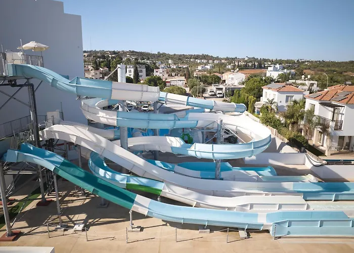 Maris Grand Waterpark Resort