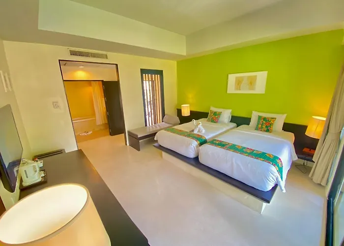 Hotel de 4 estrellas: Palm Galleria Resort