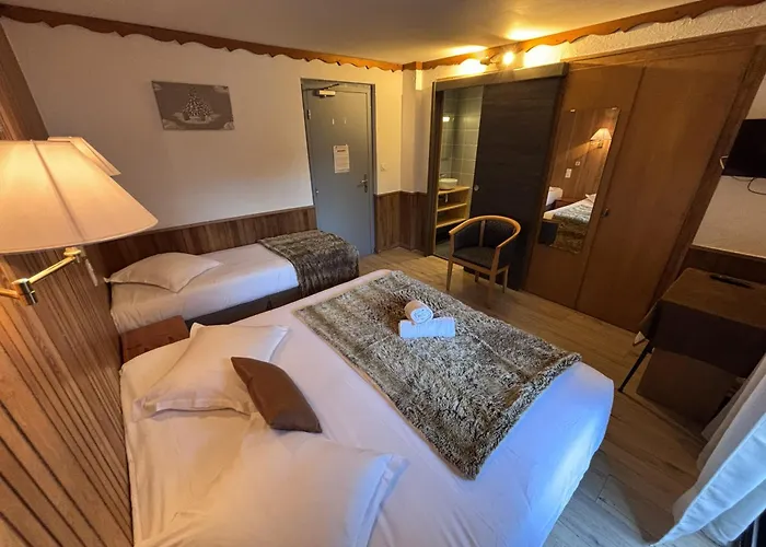 Cheap hotels Les Airelles