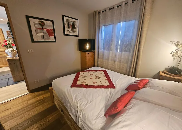 Pet Friendly hotel: Hotel Les Sapins