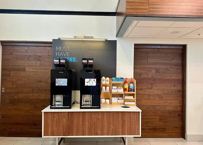 Holiday Inn Express Seattle - Sea-Tac Airport By Ihg