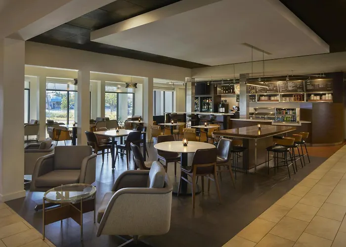 Hotel with pool: Courtyard Los Angeles Torrance/Palos Verdes