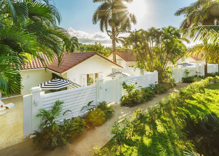 Hotel with view: Couples Tower Isle (Adults Only)