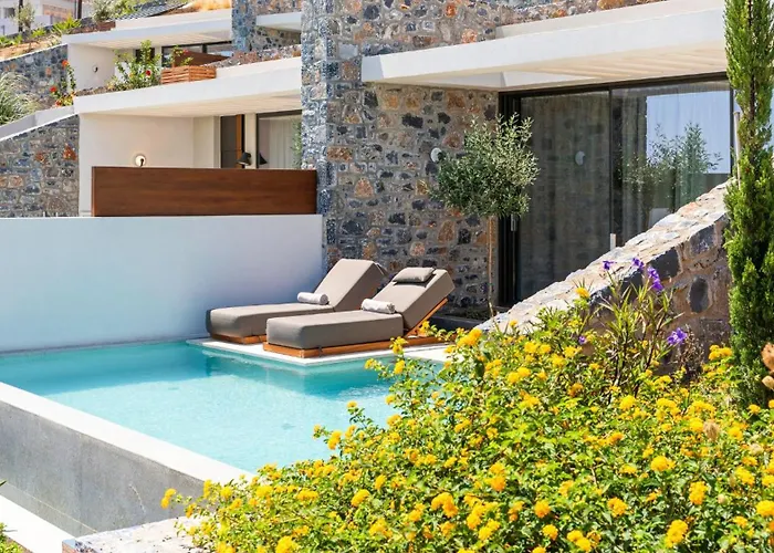 Happy Cretan Suites