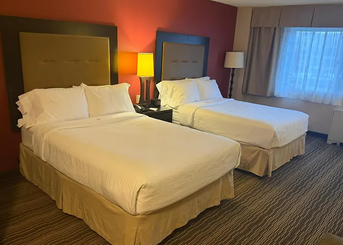 Randolph Hotel Liverpool Syracuse Airport West, Trademark