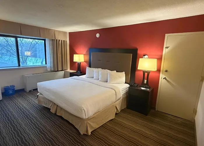 Randolph Hotel Liverpool Syracuse Airport West, Trademark