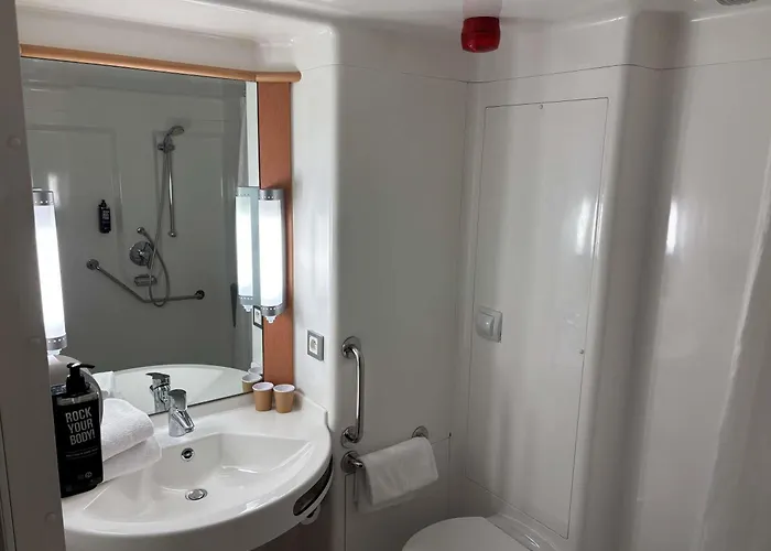 Resort: Ibis Aix En Provence