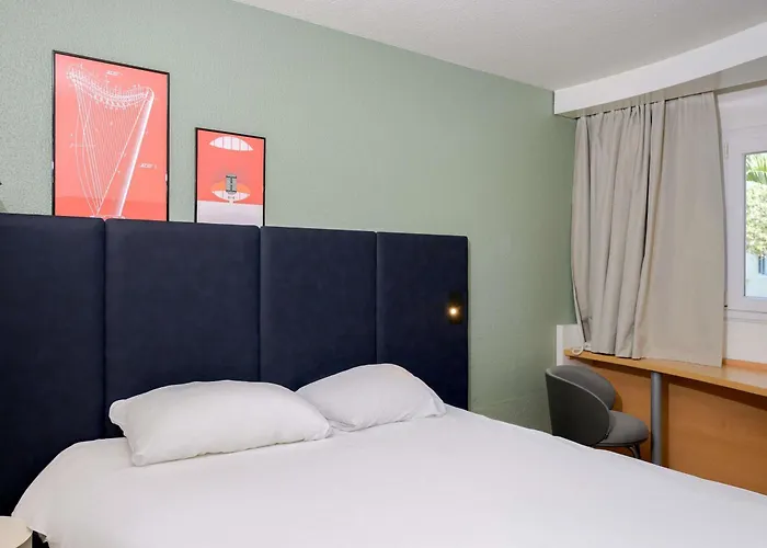 Resort: Ibis Aix En Provence