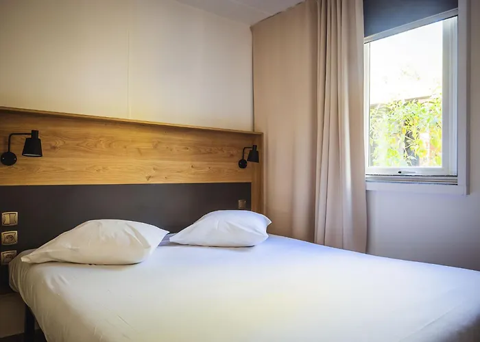 Camping: Nova Lodges