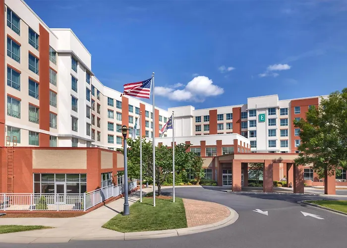 Luxury hotel only: Embassy Suites Charlotte/Ayrsley