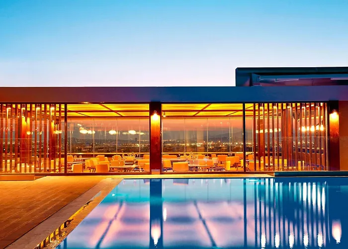 Zeus Wyndham Grand Athens