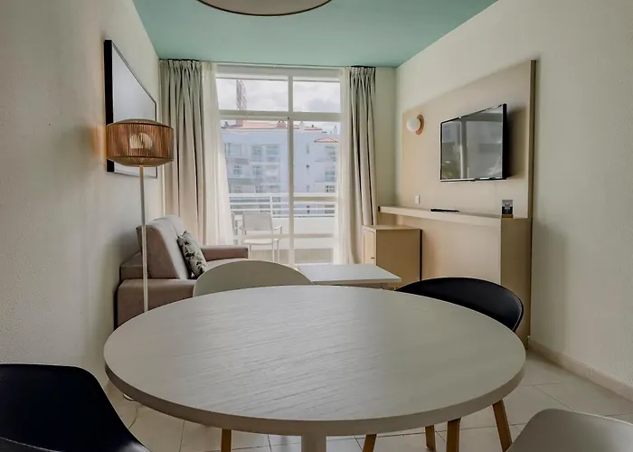 Hotel com vista: Gara Suites Golf & Spa