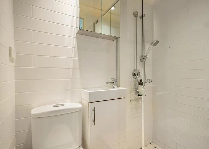 Guests house Randwick City Lodge 2