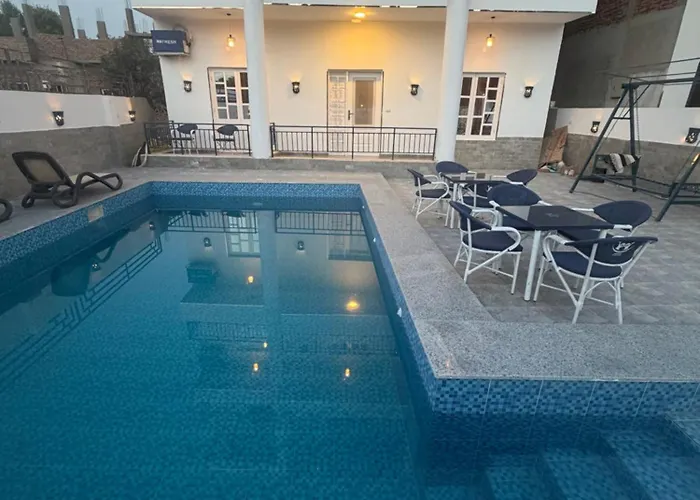 Happiness Guest House