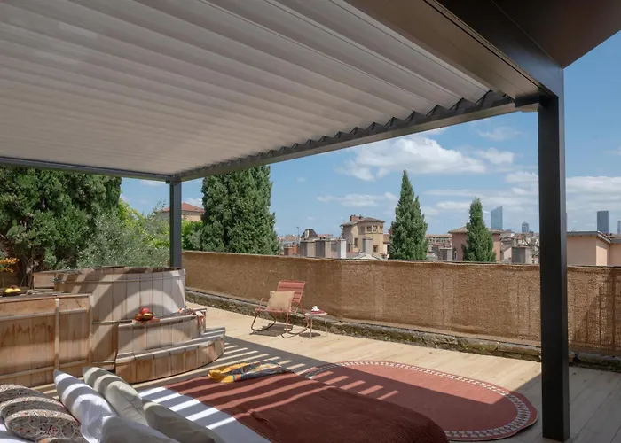 MiHotel - La Maison Rose