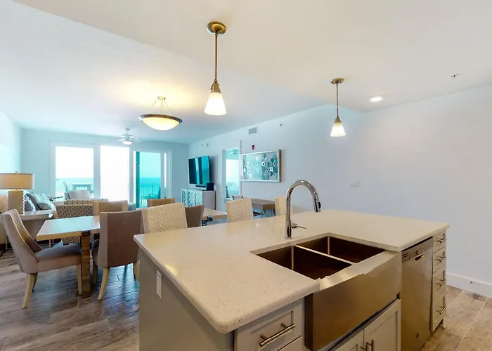 Blu Condos 406