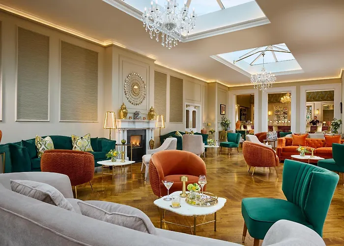 Cork'S Vienna Woods Hotel & Villas