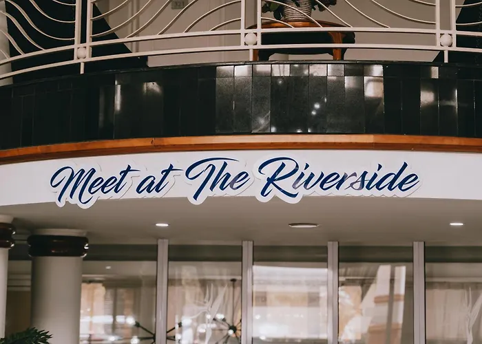 The Riverside Hotel