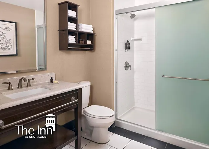 Luxury hotel only: The Inn By Sea Island