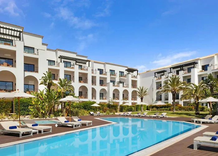 Hôtel pour familles: Pine Cliffs Ocean Suites, A Luxury Collection Resort & Spa, Algarve