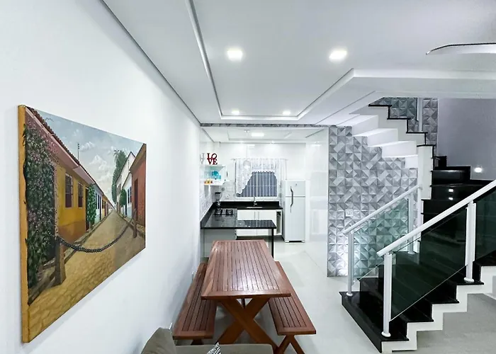 Residencial Maia Casas a 800m da Praia de Maranduba - Ubatuba