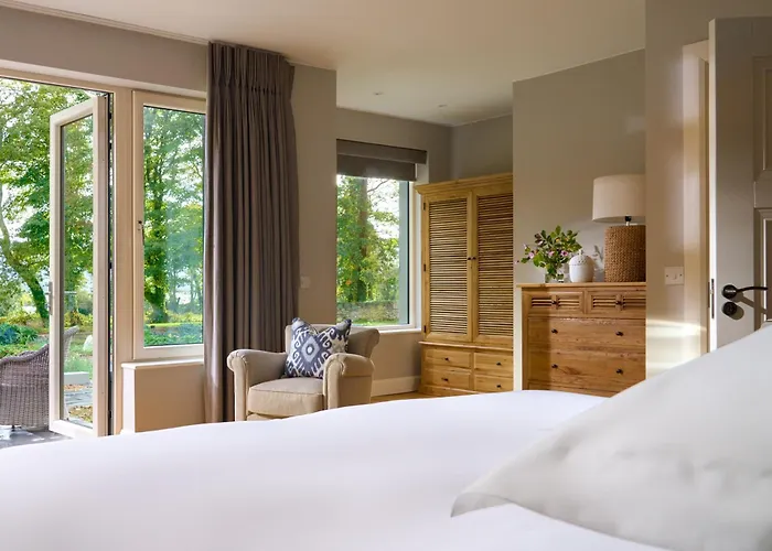 Dog friendly hotels Dromquinna Manor