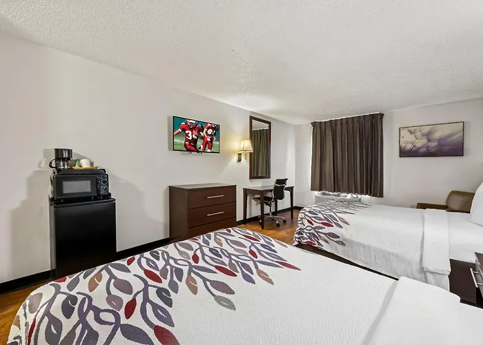 Motel: Red Roof Inn Charlotte - University