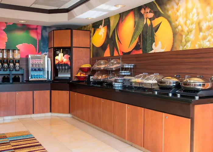 Fairfield Inn & Suites By Marriott Downtown