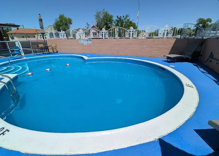 Hotels with a view Econo Fallon Naval Air Station Area
