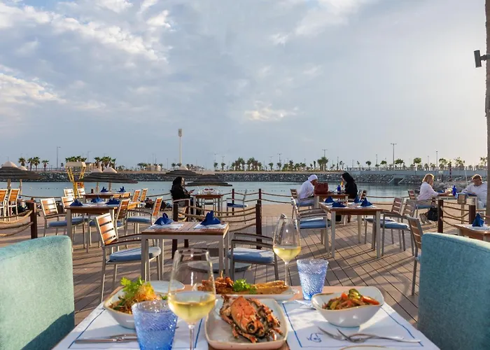 Hotel con tennis: Intercontinental Abu Dhabi By Ihg